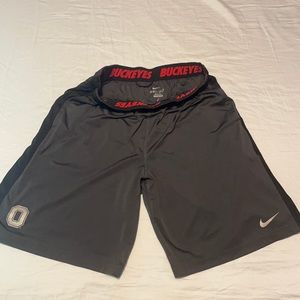Men’s L gray Ohio State Nike dri-fit basketball short